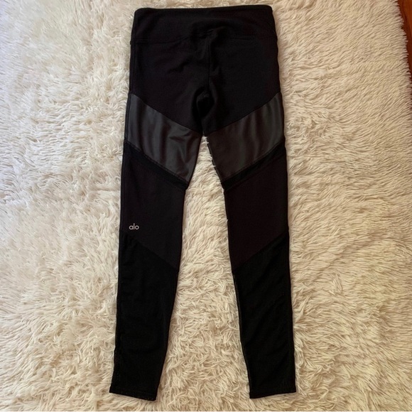 Alo Yoga Sheila Mesh Leggings Size Medium - Picture 2 of 13